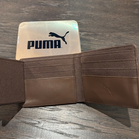 PUMA Tri-fold vegan leather wallet,6 card, ID slot,bill holder,slim fit,logo - Picture 4 of 13